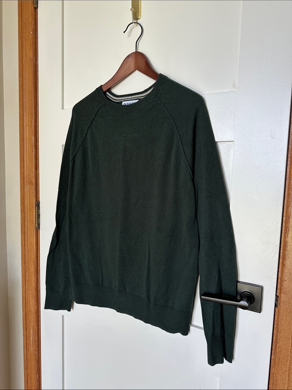 Medium Old Navy Men's Forest Green Crewneck Sweater